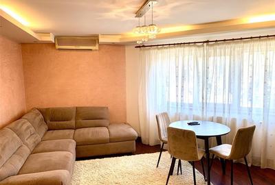 Apartament cu 3 camere semidecomandat în Rogerius