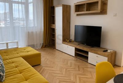 Apartament cu 2 camere semidecomandat, mobilat în Dorobanți