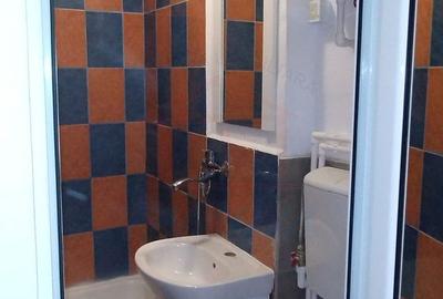Garsonieră decomandată în Micro 19 - 4