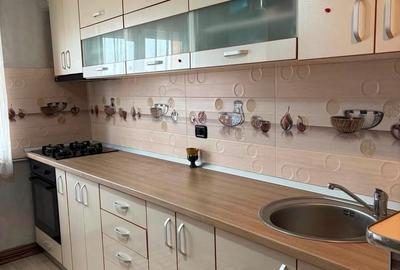 Apartament cu 2 camere în 9 Mai