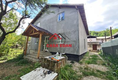 Casă individuală cu 8 camere cu Teren 1675 Mp în Breaza - 3