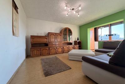 Apartament cu 3 camere decomandat, mobilat în Elisabetin