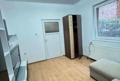 Garsonieră semidecomandată în Central - 2