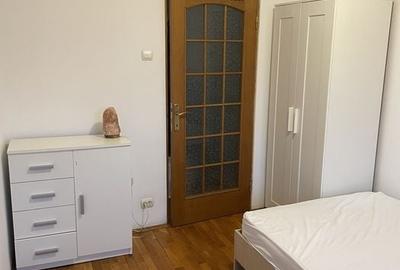 Apartament cu 3 camere decomandat, mobilat în Vitan - 4