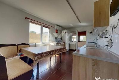 Casă cu 6 camere cu Teren 638 Mp în Pădureni - 4