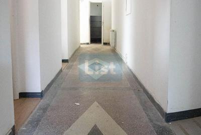 Spațiu comercial, de 600 mp, în Moniom - 5