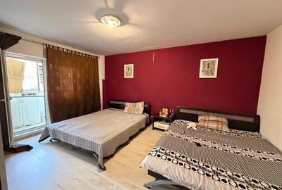 Apartament cu 4 camere decomandat în Timpuri Noi