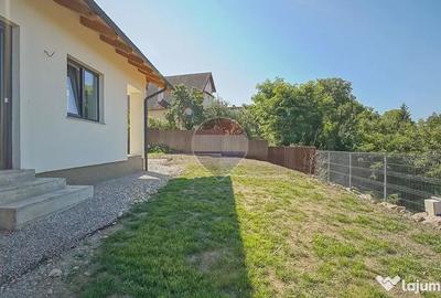Casă cu 3 camere cu Teren 426 Mp în Tărlungeni