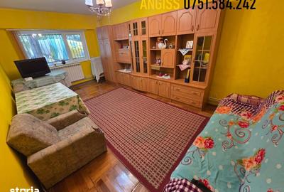 Apartament cu 3 camere decomandat în E3 - 4