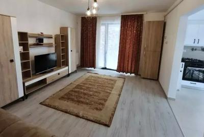 Garsonieră decomandată în Bucium
