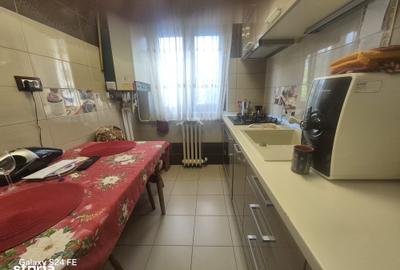 Apartament cu 3 camere în Central