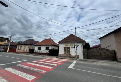 Casă individuală cu 4 camere cu Canalizare în Central - 20