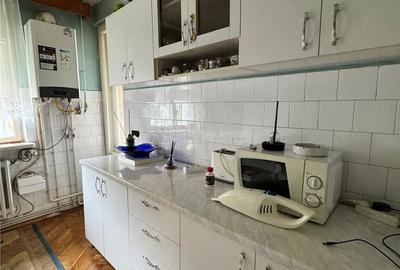 Apartament cu 4 camere decomandat în Micul Dallas - 10