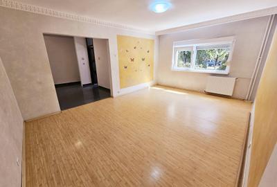 Apartament cu 2 camere semidecomandat în Mărășești