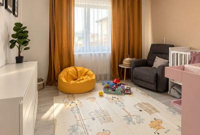 Casă cu 4 camere cu Teren 350 Mp în Merghindeal