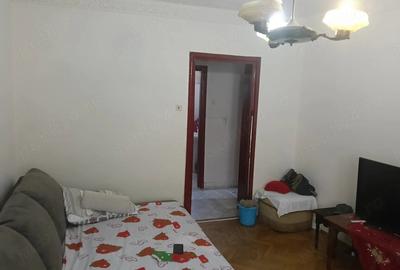 Apartament cu 4 camere semidecomandat în Central - 3