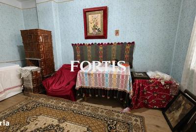 Casă cu 4 camere în Perșani - 2