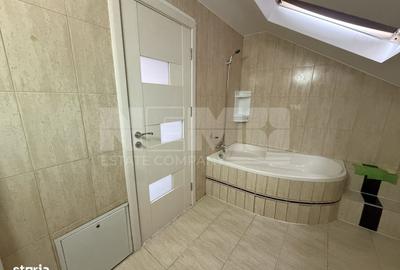 Apartament cu 3 camere, mobilat în Central