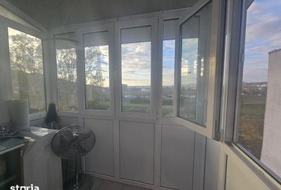 Apartament cu 2 camere decomandat în Dacia
