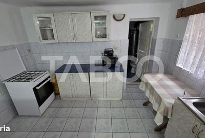 Casă cu 3 camere cu Teren 160 Mp în Câlnic - 5