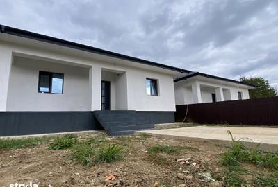 Casă cu 3 camere cu Teren 400 Mp în Central