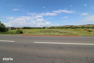 Teren de 5760 mp, în Central