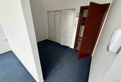 Spațiu comercial, de 40 mp, în Central - 2