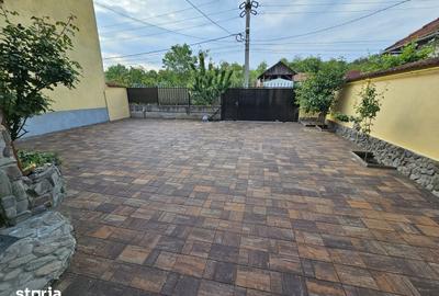 Casă cu 4 camere cu Teren 300 Mp în Central - 3