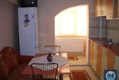 Apartament cu 2 camere decomandat, mobilat în Republicii - 3