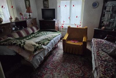 Casă cu Teren 1060 Mp în Moșteni - 3