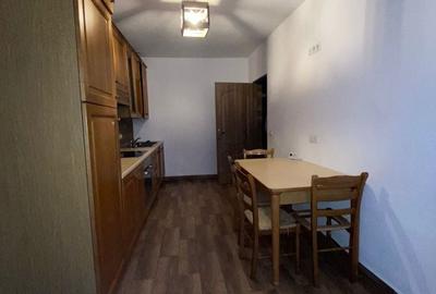 Apartament cu 2 camere decomandat în Central - 2