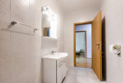 Apartament cu 3 camere semidecomandat, mobilat în Central - 8