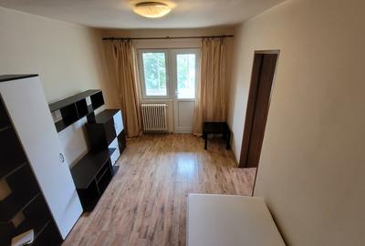 Apartament cu 2 camere nedecomandat în Mircea cel Bătrân - 2