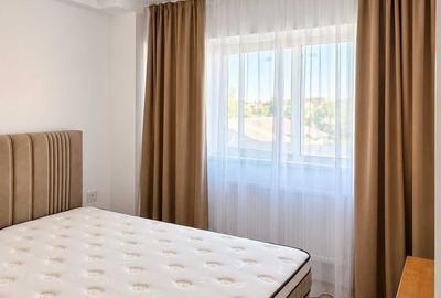 Apartament cu 3 camere semidecomandat în Gorjului