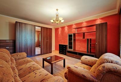 Apartament cu 3 camere decomandat în Vitan Mall