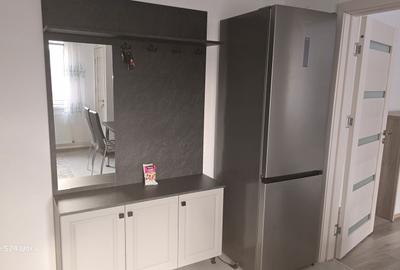 Apartament cu 3 camere semidecomandat în Central - 7
