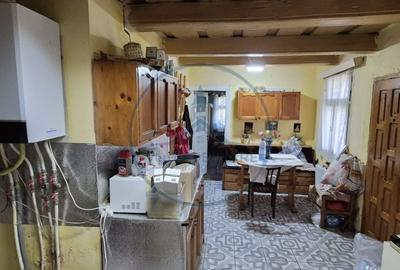 Casă cu 3 camere cu Teren 1116 Mp în Săcalu de Pădure