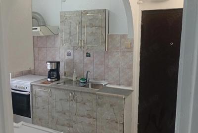 Garsonieră decomandată în Zamfirescu - 4