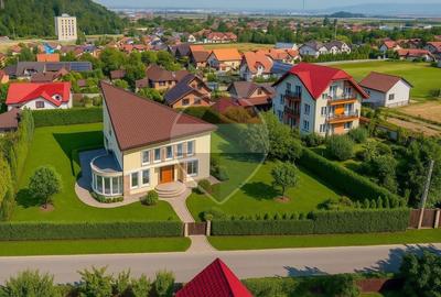 Casă individuală cu 10 camere cu Piscina în Bunloc