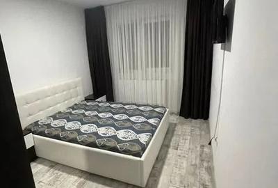 Garsonieră decomandată în Gorjului