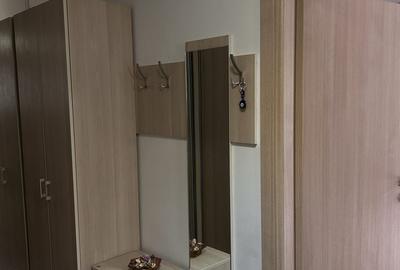 Garsonieră decomandată în Central