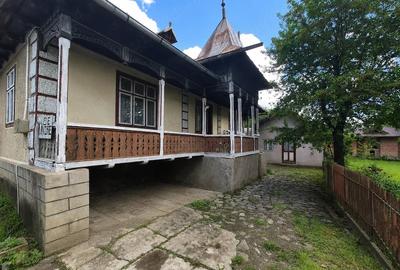 Casă cu Teren 589 Mp în Central