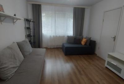 Apartament cu 2 camere în Micro 5