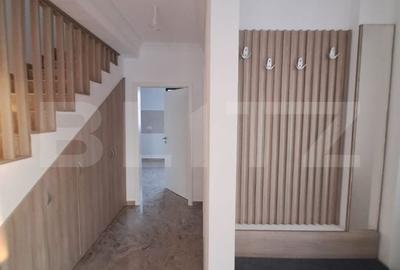 Casă cu 3 camere cu Teren 200 Mp în Central