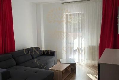 Apartament cu 3 camere decomandat, mobilat în Păcii