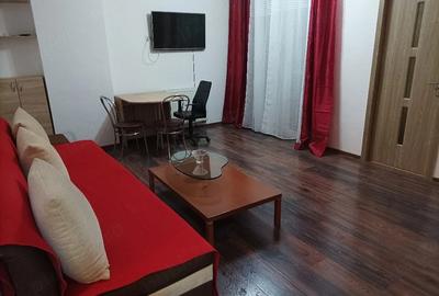 Apartament cu 3 camere decomandat în UTA - 3