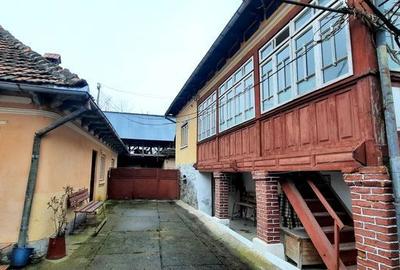 Casă cu 4 camere cu Teren 160 Mp în Vaideeni - 2