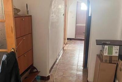 Apartament cu 3 camere decomandat în Fizicienilor - 2
