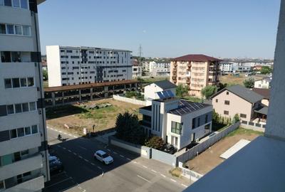Garsonieră decomandată în Roșu