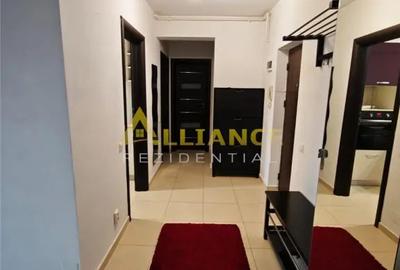Apartament cu 3 camere decomandat în Central